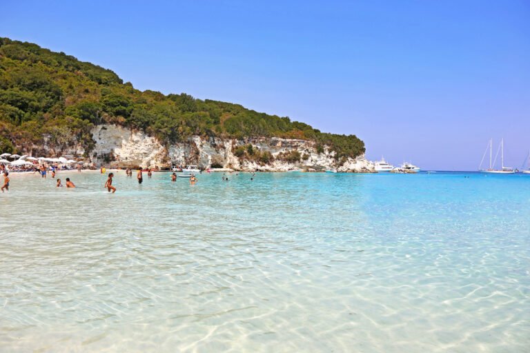 Escursioni da Corfù: Paxos, Antipaxos e la costa albanese